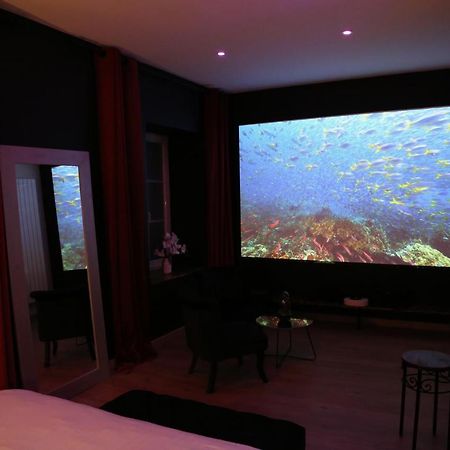 Love Room Gold - Les Delices Rooms Angers Exteriör bild