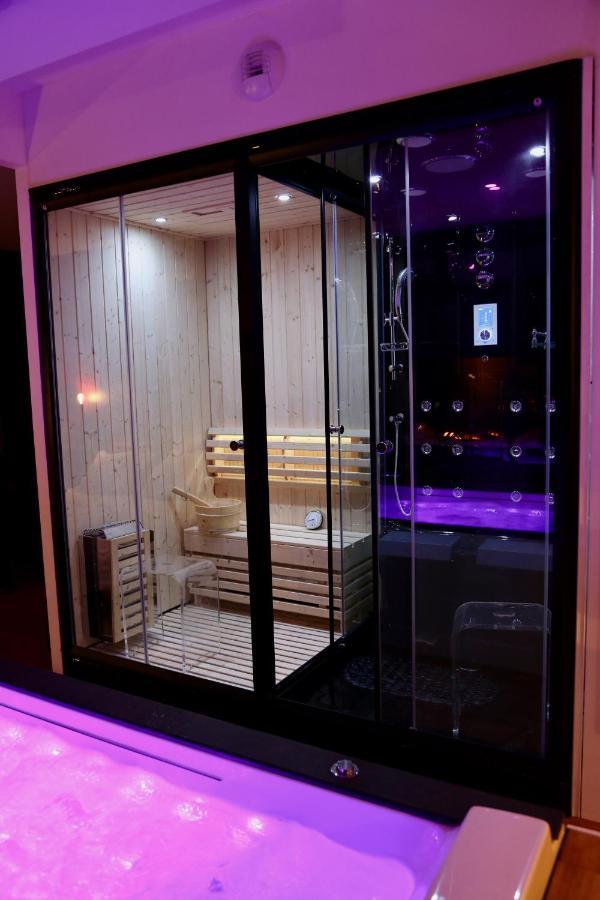 Love Room Gold - Les Delices Rooms Angers Exteriör bild